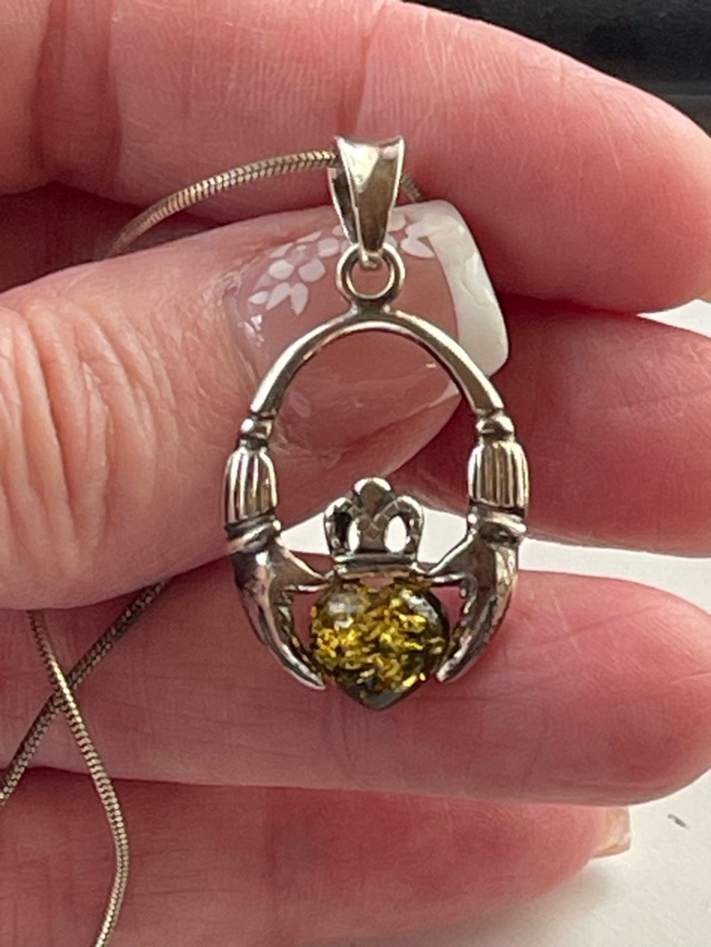 Sterling Silver Claddagh Necklace Yellow Green Amethyst Heart Pendant Celtic Jew